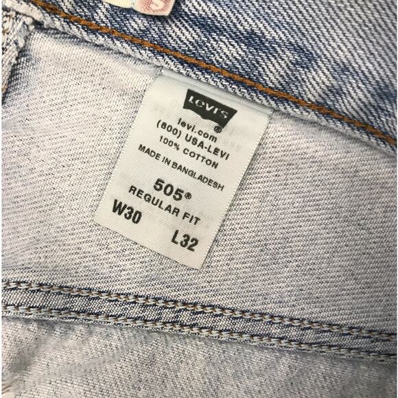 Levi's 505 Light Wash Regular Fit Extreme Distressed Jeans Size 30 - Picture 6 of 11